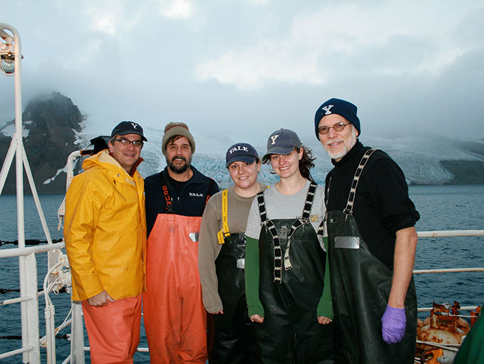 Five Yalies on 2009 Yuzhmo cruise